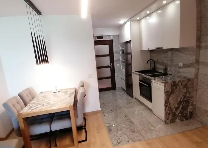 Διαμέρισμα Dom Loron *