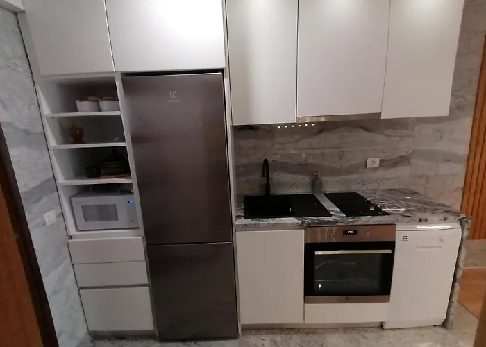 Dom Loron Διαμέρισμα Πόρετς